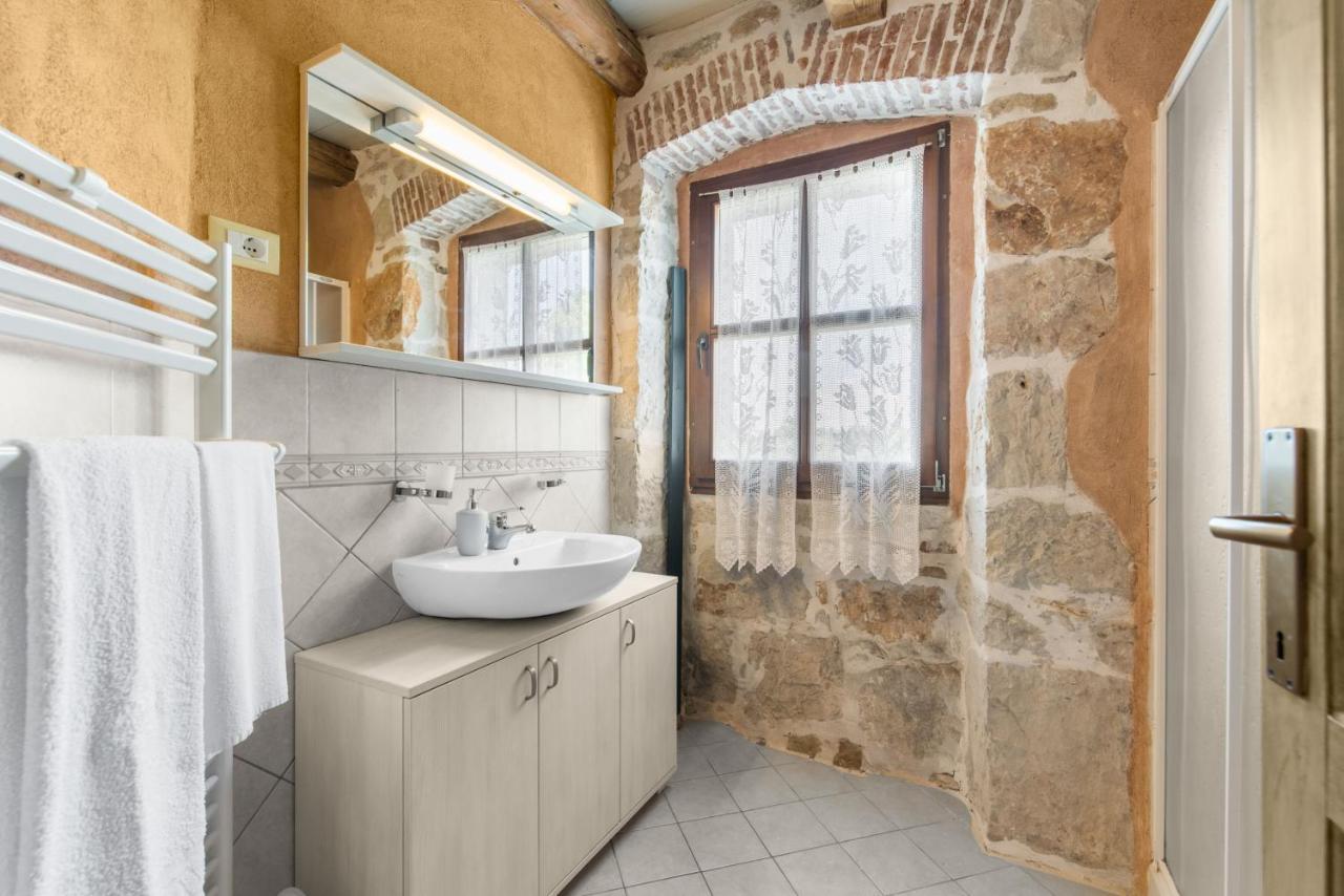 Villa Antonci-18, Pool, 3 Houses, Jacuzzi, Private Territory Antonci  Kültér fotó
