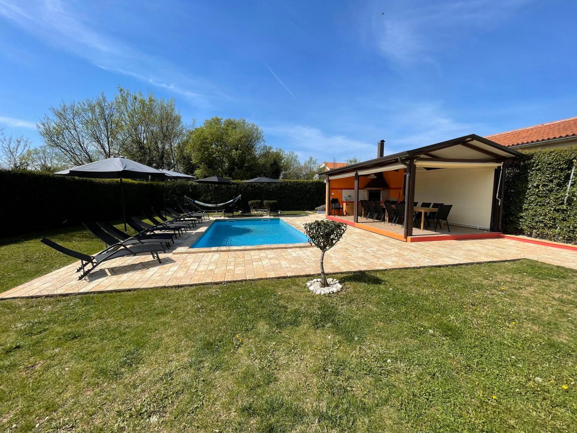Villa Antonci-18, Pool, 3 Houses, Jacuzzi, Private Territory Antonci  Kültér fotó